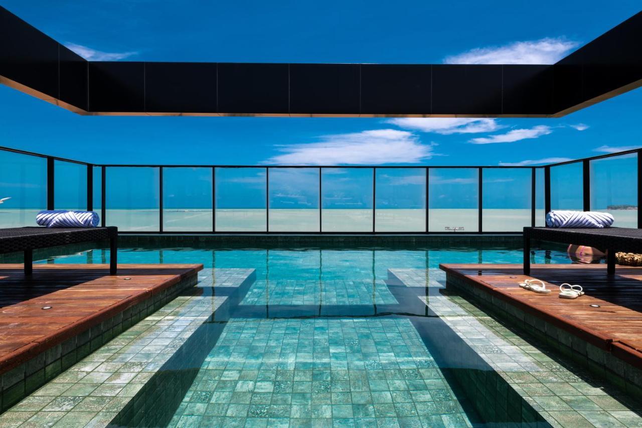 Ba'Ra Hotel João Pessoa المظهر الخارجي الصورة The rooftop pool at the hotel